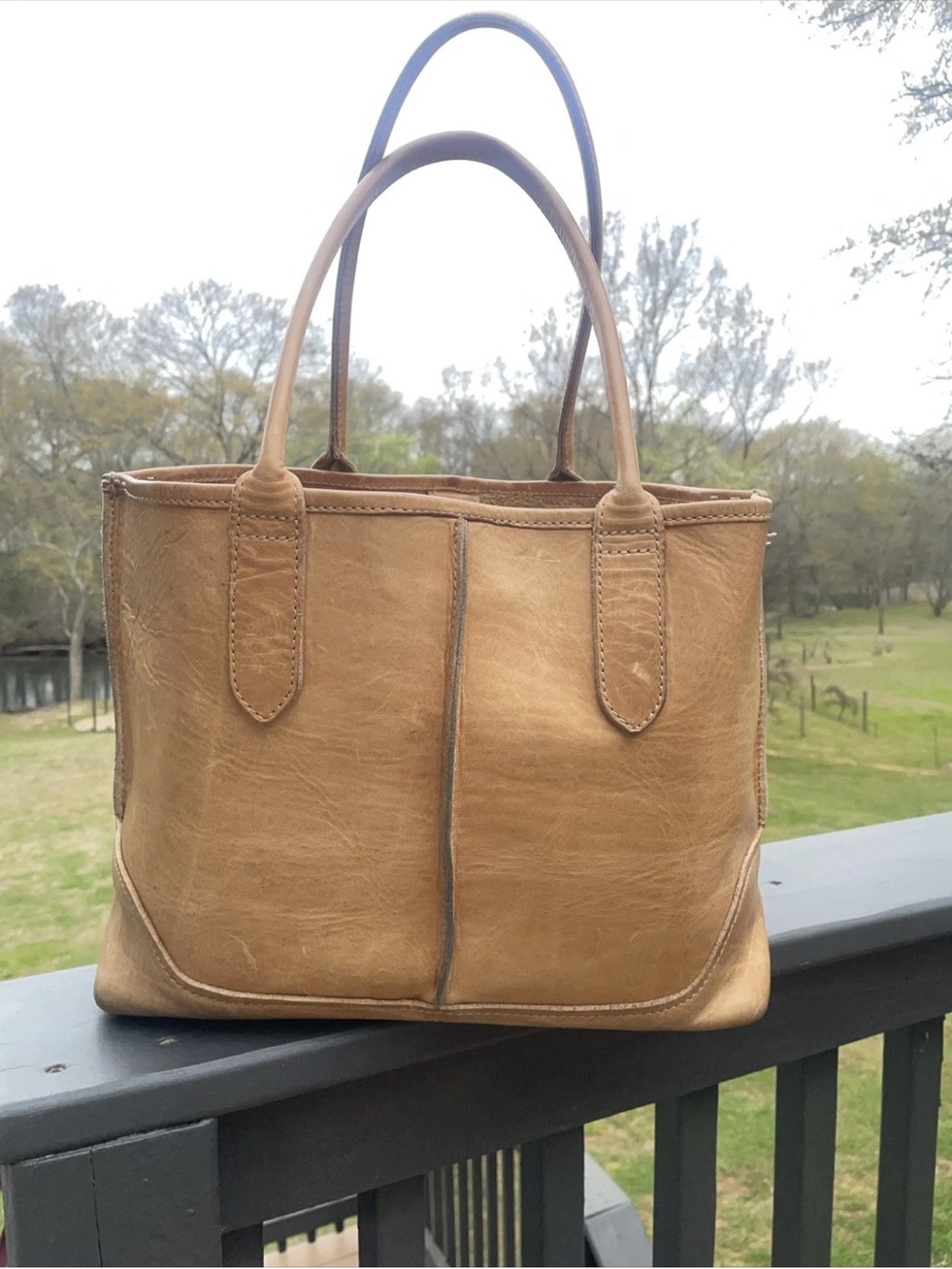 FRYE Cara Shoulder Tote Shoulder Bag -Beige-Distressed Leather $398